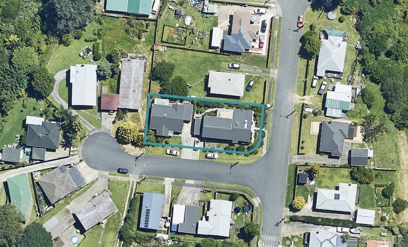 15 Te Kaponga Street, Brookfield, Tauranga - Carousel 1
