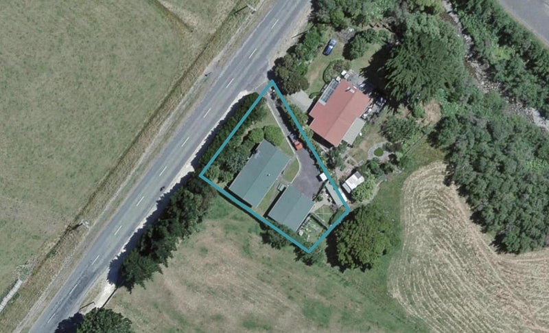 41 Featherston Cross Creek Road, WESTERN LAKE, FEATHERSTON - Carousel 1