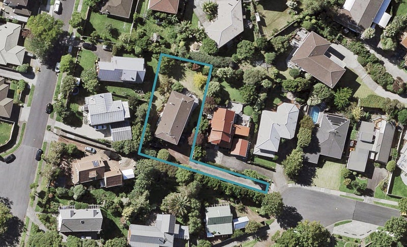 43 Wells Road, Bucklands Beach, Auckland - Carousel 1
