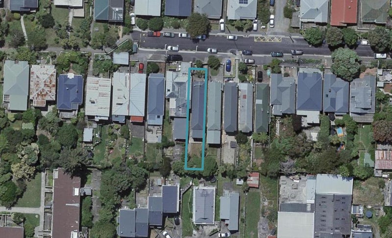 57 Te Wharepouri Street, Berhampore, Wellington - Carousel 1