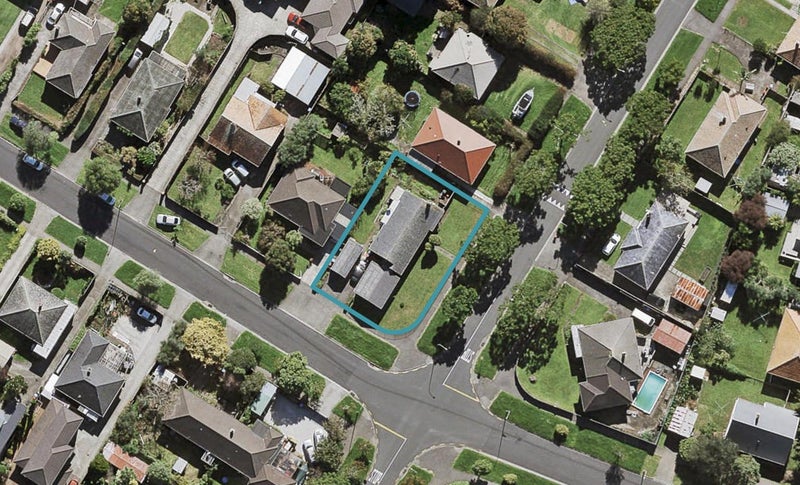 31 Kiwitea Street, Sandringham, Auckland - Carousel 1