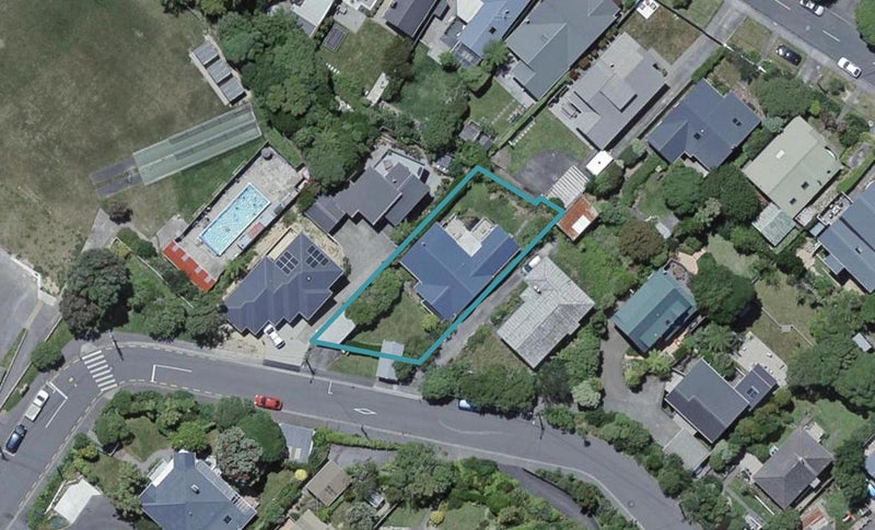 5 Aplin Terrace, Ngaio, Wellington - Carousel 1