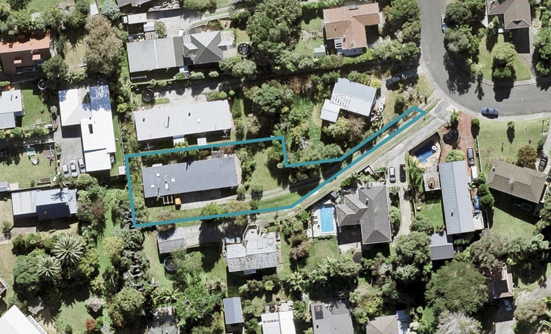 1/50 Watea Road, Torbay, Auckland - Carousel 1