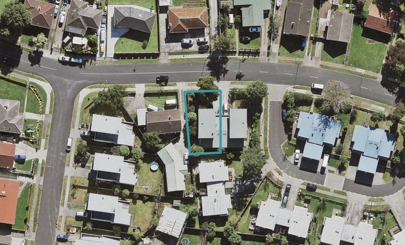 11 Valiant Street, Mangere, Auckland - Carousel 1