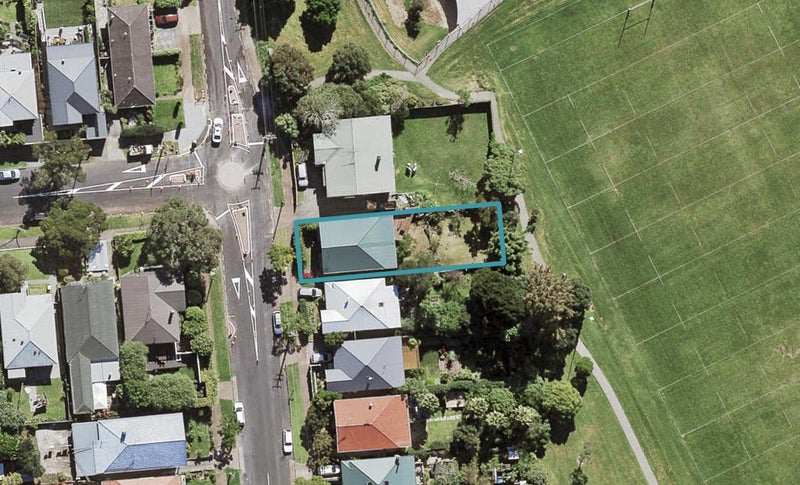 65 Dryden Street, Grey Lynn, Auckland - Carousel 1