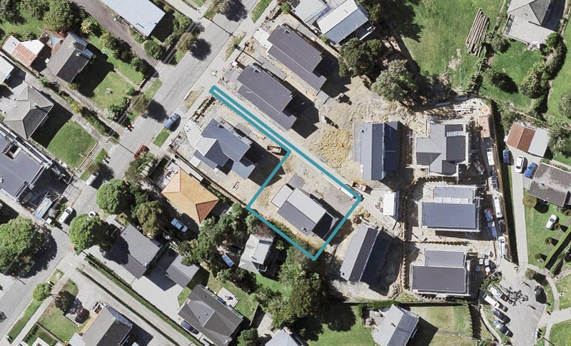 29B Castledine Crescent, Glen Innes, Auckland - Carousel 1