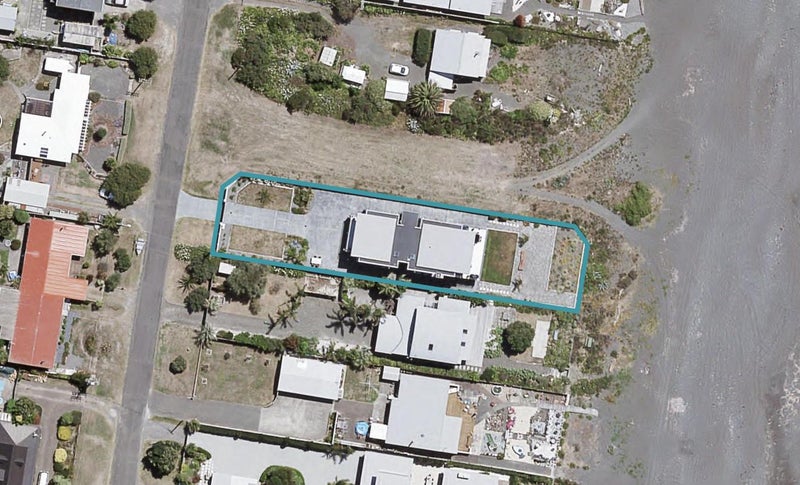 26 Ferguson Street North, Bay View, Napier - Carousel 1