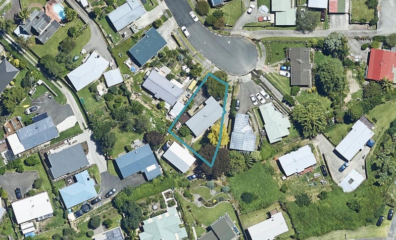 8A Luke Street, Brookfield, Tauranga - Carousel 1