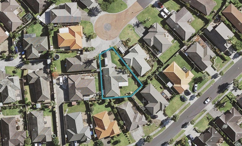 12 Kimptonfields Court, Wattle Downs, Auckland - Carousel 1