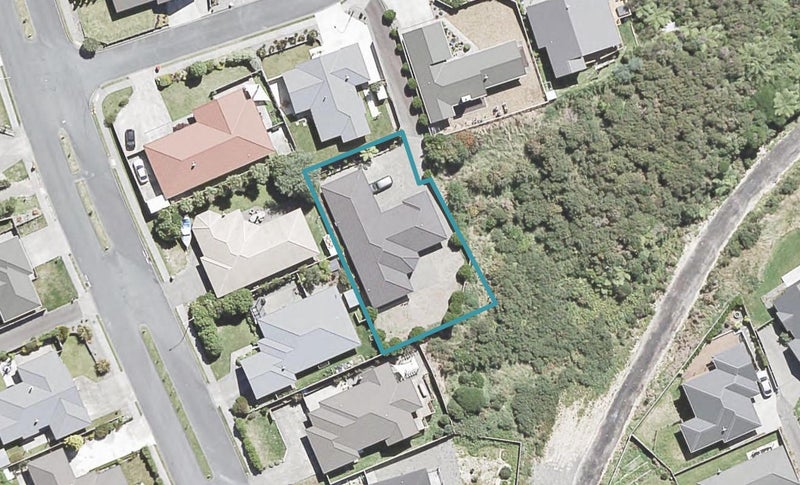 33 McEwen Crescent, Riverstone Terraces, Upper Hutt - Carousel 1