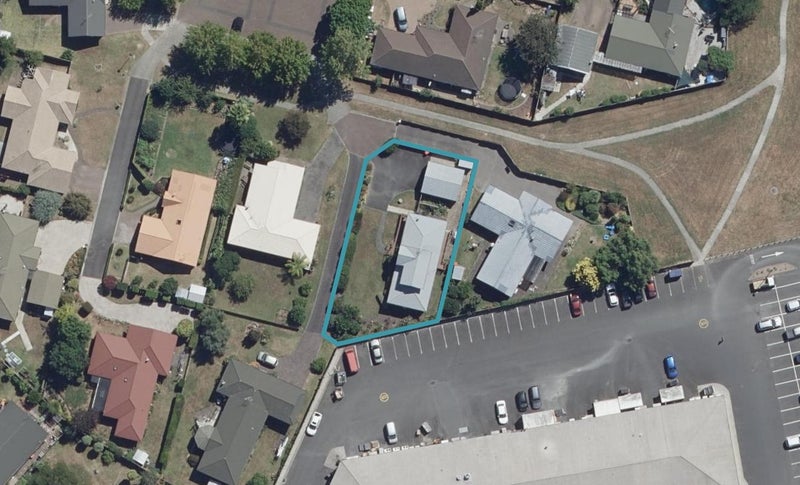 30 Halcione Close, Flagstaff, Hamilton - Carousel 1