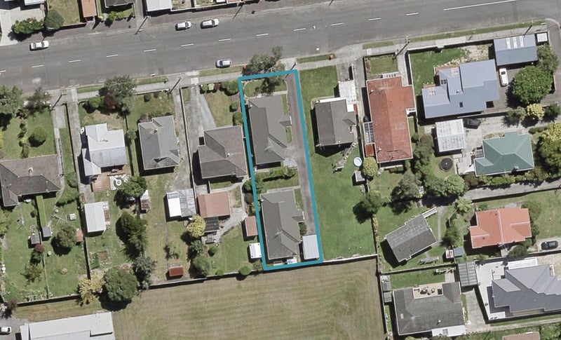 1/4 Mcparland Street, Ebdentown, Upper Hutt - Carousel 1
