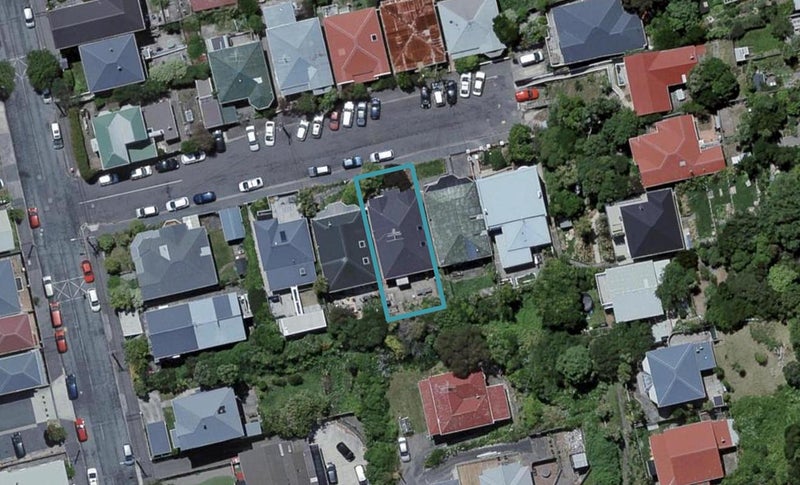 6 Balmoral Terrace, Newtown, Wellington - Carousel 1