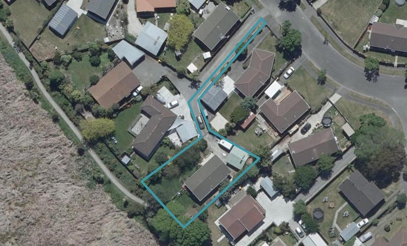 11A Daytona Place, Parklands, Christchurch - Carousel 1