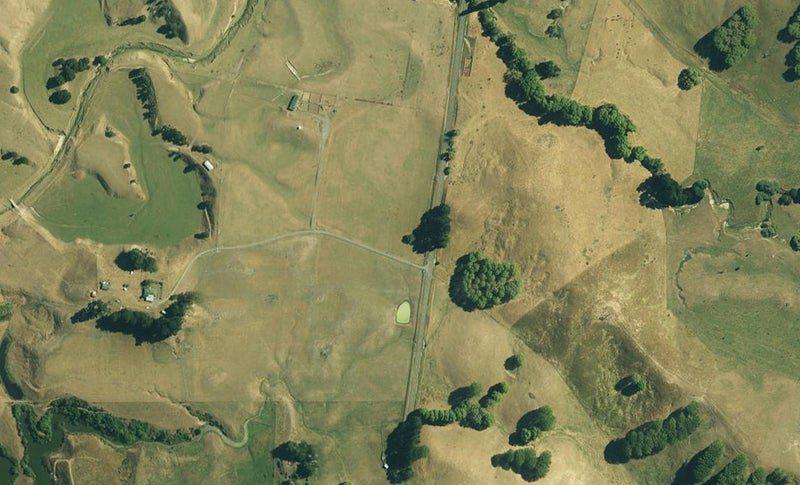 2536 Kahuranaki Road - Carousel 1
