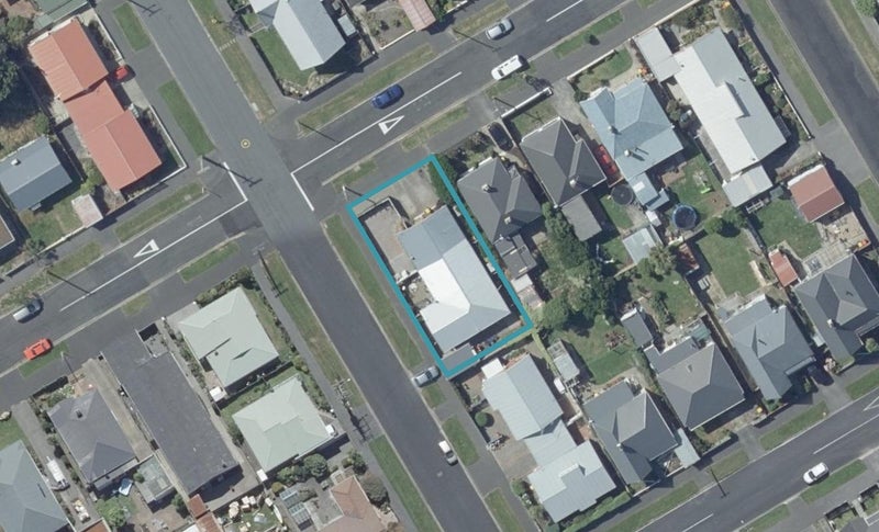 2/51 Council Street, Saint Kilda, Dunedin - Carousel 1
