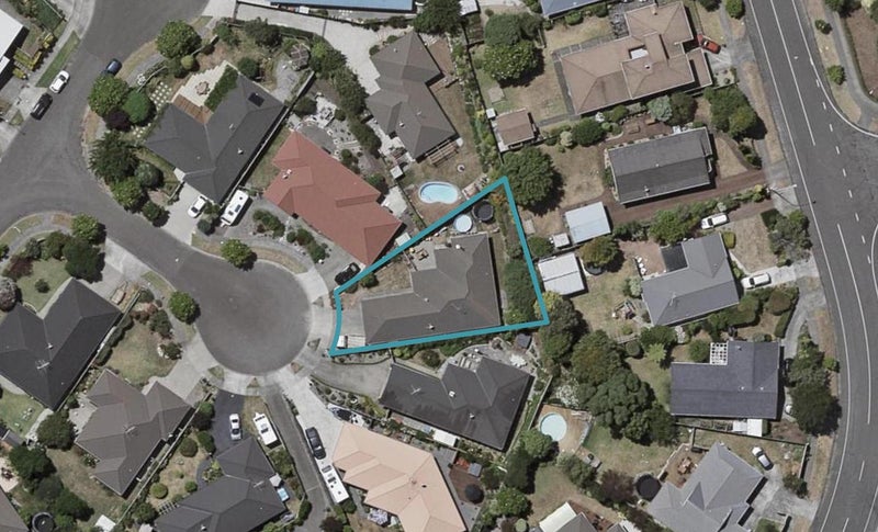 5 Nicholas Place, Waikanae Beach, Waikanae - Carousel 1