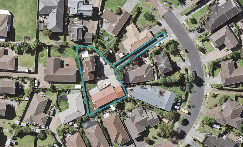 1/25 Channing Crescent, Botany Downs, Auckland - Carousel 1