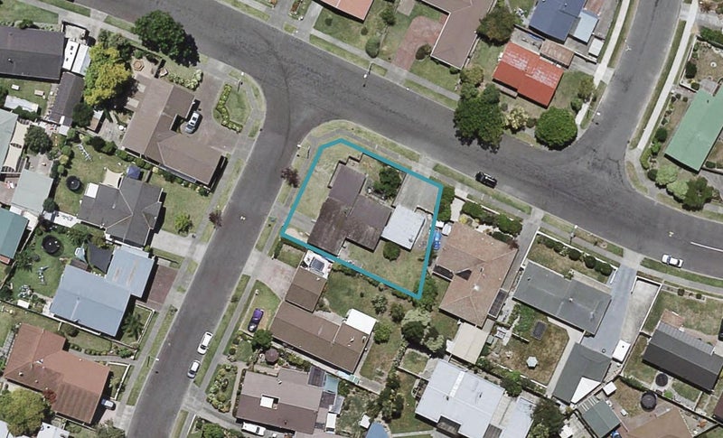 1 Wainscott Street, Greenmeadows, Napier - Carousel 1