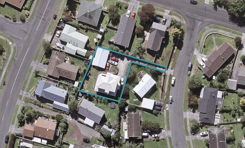 2A Winstone Place, Highlands Park, New Plymouth - Carousel 1