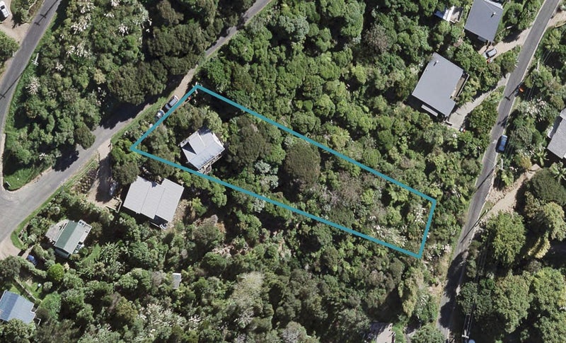 1A Burrell Road, Surfdale, Waiheke Island - Carousel 1
