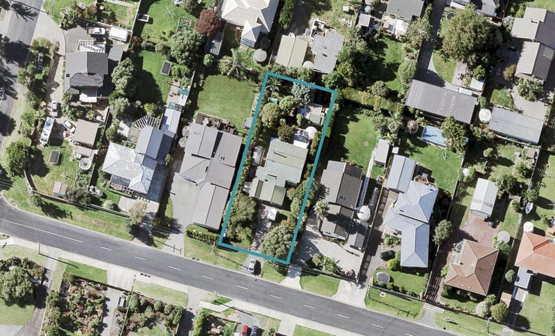 43 Karaka Road, Beachlands, Auckland - Carousel 1