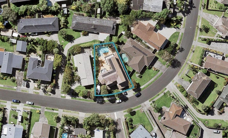 9 Fielding Crescent, Farm Cove, Auckland - Carousel 1
