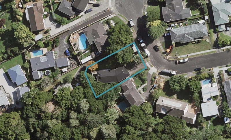 14 Freshney Place, Hillpark, Auckland - Carousel 1