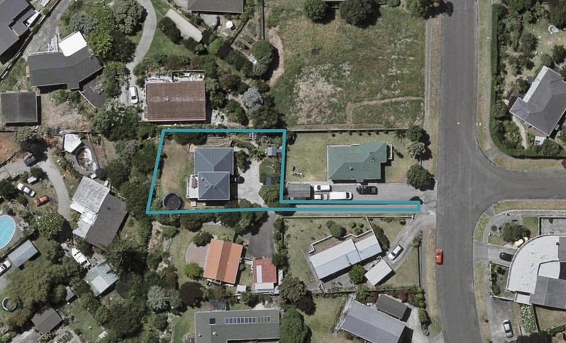 16 Campion Road, Waikanae Beach, Waikanae - Carousel 1