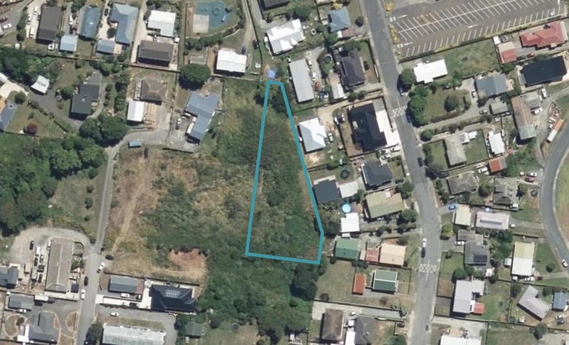 26 Te Arawi Street, Takapūwāhia, Porirua - Carousel 1