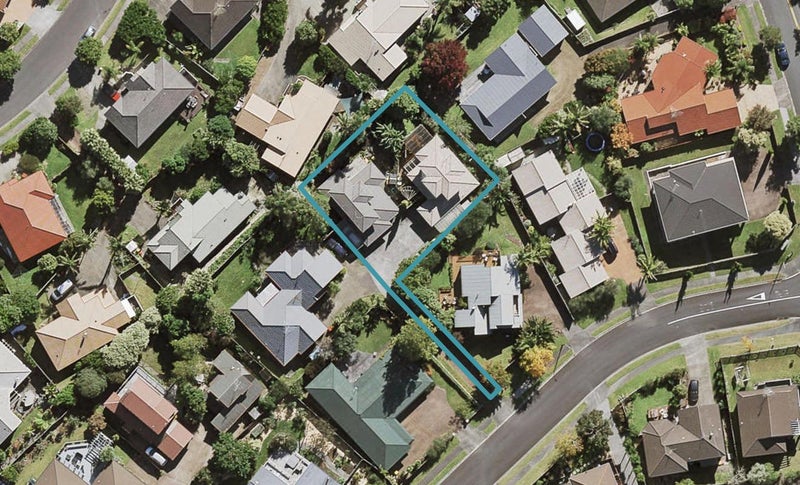 1/7 Rifleman Rise, Unsworth Heights, Auckland - Carousel 1