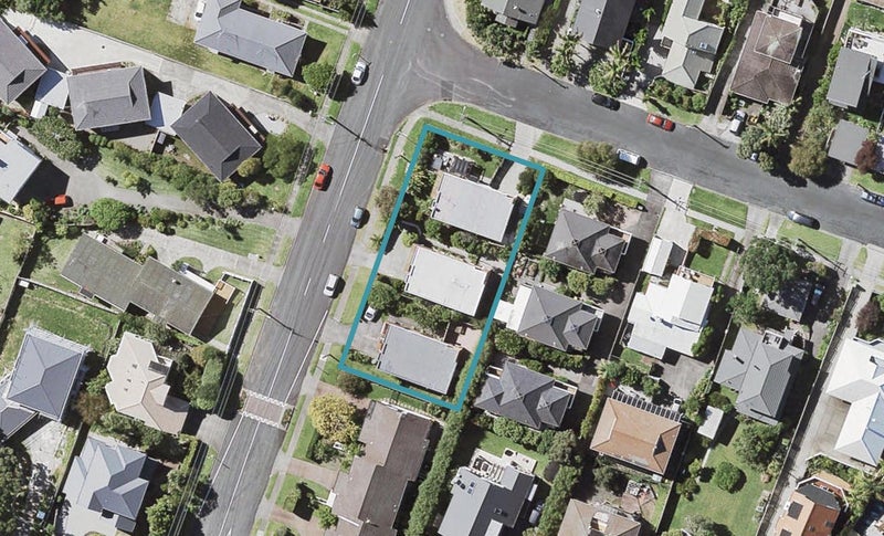3/32 Rangitoto Terrace, Milford, Auckland - Carousel 1