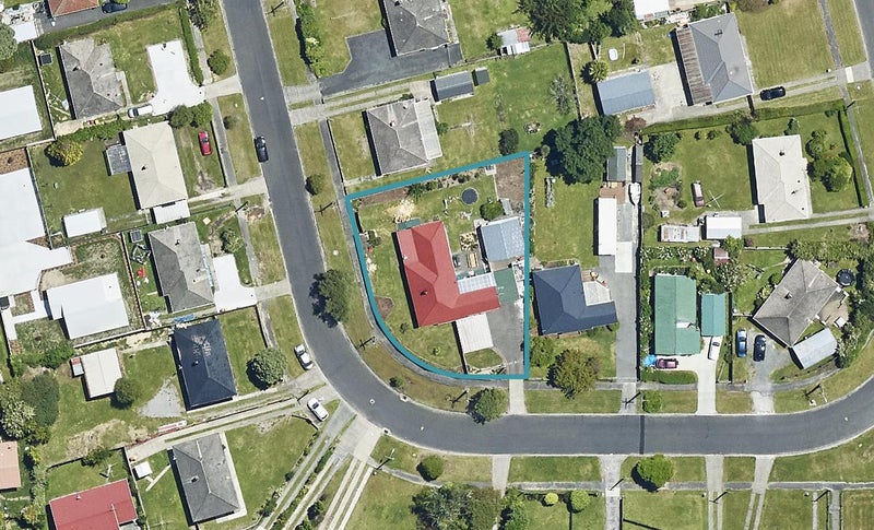 19 Puriri Crescent, Hillcrest, Rotorua - Carousel 1