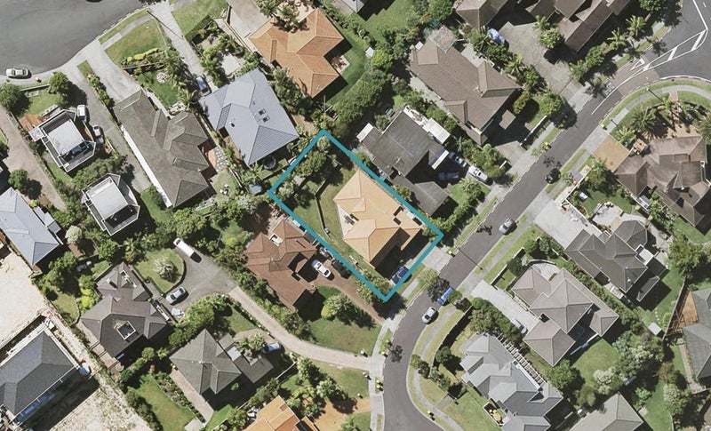 10 Carrowmore, Pinehill, Auckland - Carousel 1