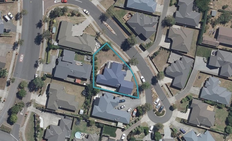 4 Farleigh Close, Huntington, Hamilton - Carousel 1