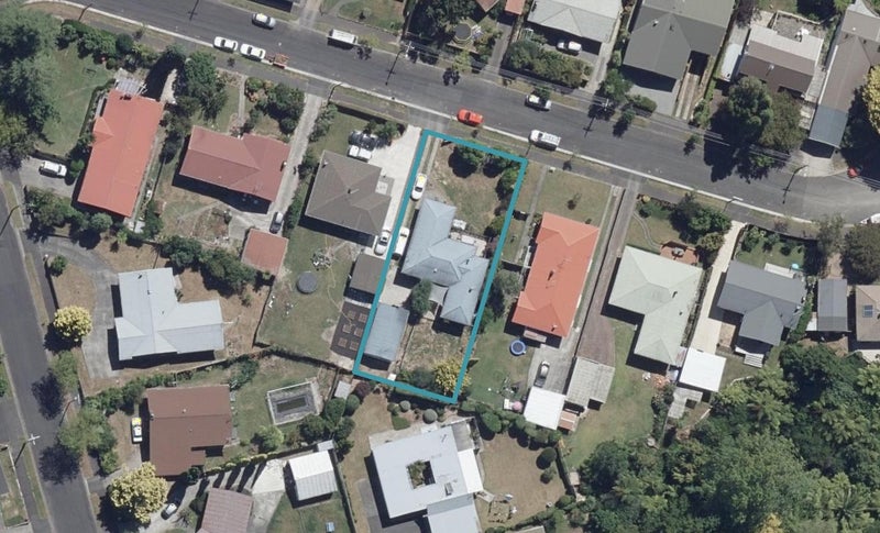 14 Eton Drive, Hillcrest, Hamilton - Carousel 1