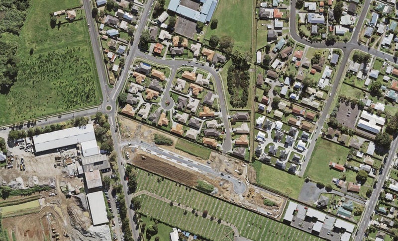 13 Lili Chen Way, Mangere Bridge, Auckland - Carousel 1