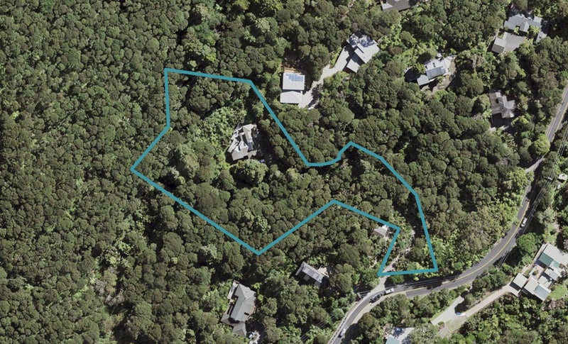 153 Huia Road, Titirangi, Auckland - Carousel 1