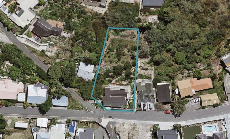 32 Hospital Terrace, Hospital Hill, Napier - Carousel 1