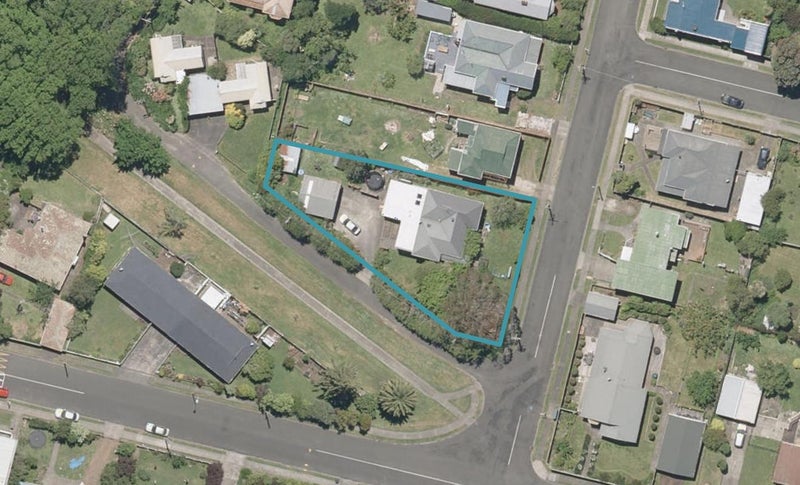 10 Fife Street, Durie Hill, Whanganui - Carousel 1