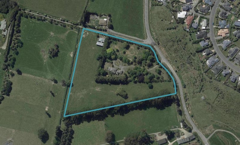 486 Cashmere Road, Westmorland, Christchurch - Carousel 1