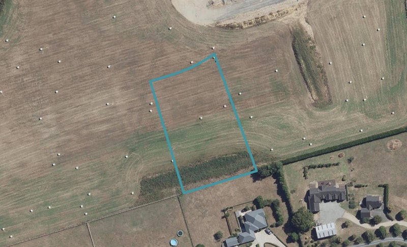 8 Penbeagle Road, Te Kowhai, Hamilton - Carousel 1