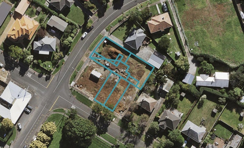 48B Aliford Avenue, One Tree Hill, Auckland - Carousel 1