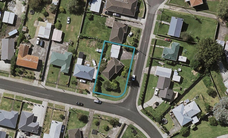 38 Franklyne Road, Otara, Auckland - Carousel 1