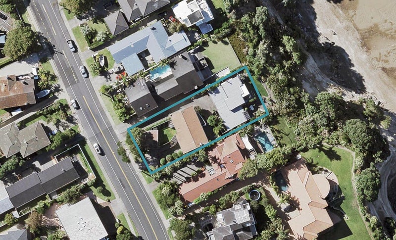 1/142 Clovelly Road, Bucklands Beach, Auckland - Carousel 1