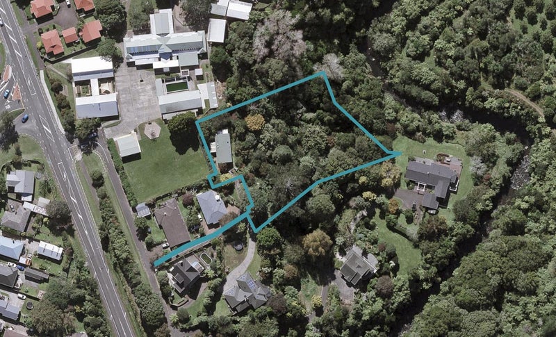7C Welbourn Terrace, Welbourn, New Plymouth - Carousel 1