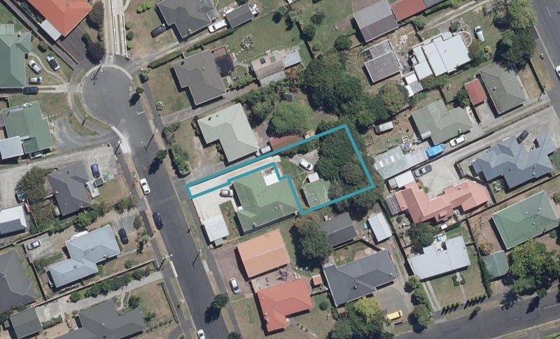 10A Somme Crescent, Hillcrest, Hamilton - Carousel 1