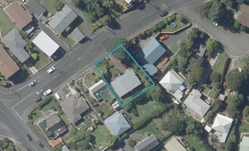 83 Neidpath Road, Mornington, Dunedin - Carousel 1