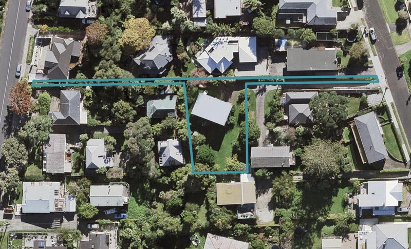 41 Huka Road, Birkenhead, Auckland - Carousel 1