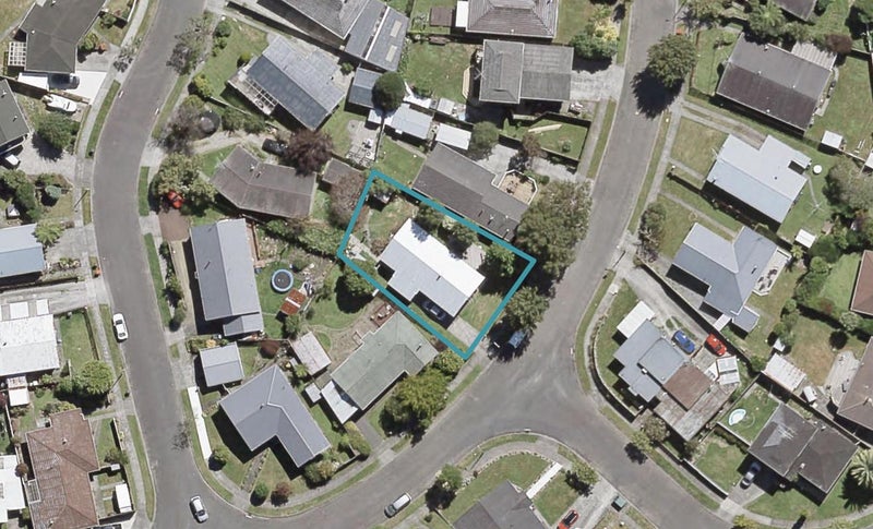 47 Pasadena Crescent, Totara Park, Upper Hutt - Carousel 1